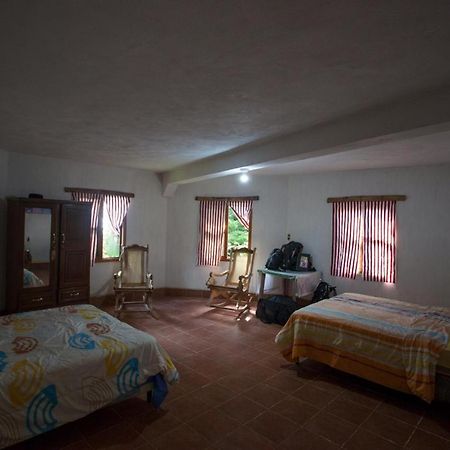 Hostal Checruz, Todos Santos Cuchumatan Huehuetenango Bagian luar foto